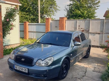 Авто Hyundai Sonata 2004 № 8206094