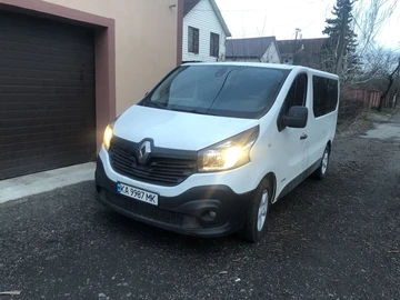 Авто Renault Trafic 2015 № 8206169