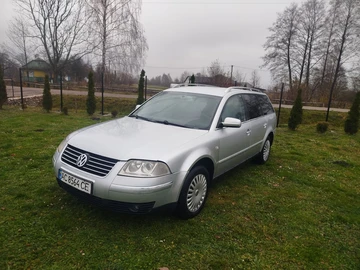 Авто Volkswagen Passat Variant 2003 № 8206170
