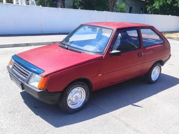 Авто ЗАЗ Таврия 2001 № 8206185