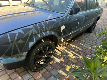 Авто BMW 3 Серия 1986 № 8206351