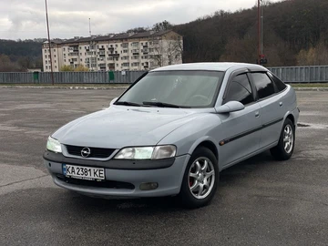 Авто Opel Vectra 1998 № 8206361