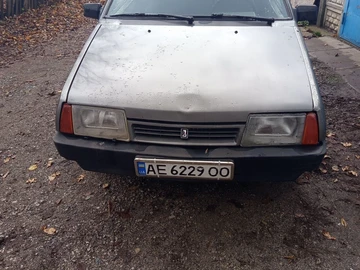 Авто ВАЗ 2109 1992 № 8206433