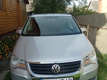 Авто Volkswagen Touran 2007 № 8206439