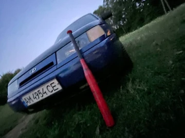 Авто ВАЗ 2110 2002 № 8206642