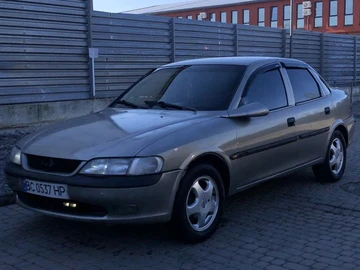 Авто Opel Vectra 1998 № 8206650