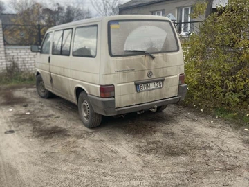 Авто Volkswagen Transporter 1994 № 8206653