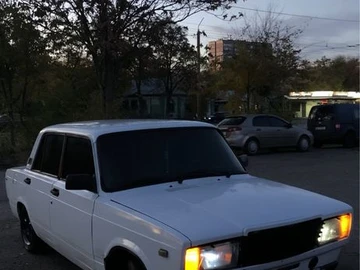 Авто ВАЗ 2107 2000 № 8206858