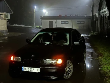 Авто BMW 3 Серия 2003 № 8206888