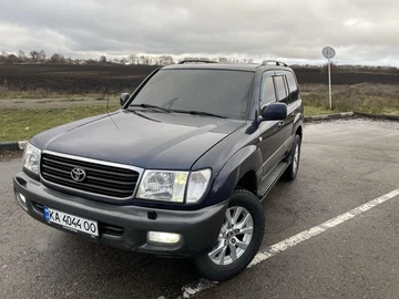 Авто Toyota Land Cruiser 100 1998 № 8207007