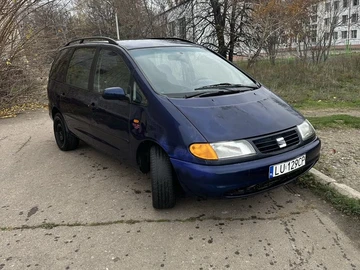 Авто Volkswagen Sharan 1999 № 8207010