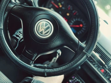 Авто Volkswagen Golf 2004 № 8207047