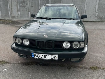 Авто BMW 5 Серия 1993 № 8207048