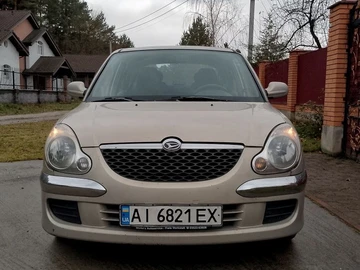 Авто Daihatsu Sirion 2003 № 8207058