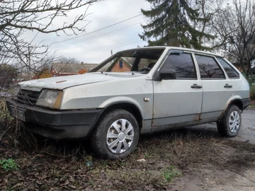 Авто ВАЗ 2109 2004 № 8207199