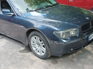 Авто BMW 7 Серия 2002 № 8207231