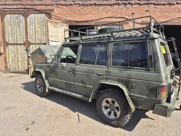 Авто Mitsubishi Pajero 1996 № 8207240