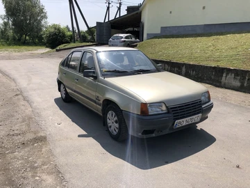 Авто Opel Kadett 1988 № 8207292