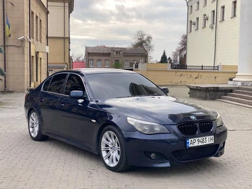 Авто BMW 5 Серия 2004 № 8207373