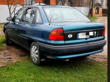 Авто Opel Astra 1995 № 8207876