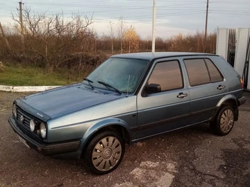 Авто Volkswagen Golf 1989 № 8207997