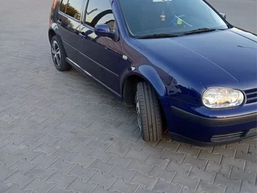 Авто Volkswagen Golf 2001 № 8208172