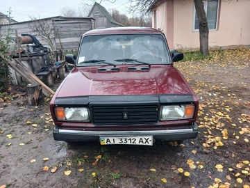 Авто ВАЗ 2107 2007 № 8208176