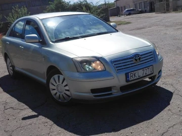 Авто Toyota Avensis 2004 № 8208182
