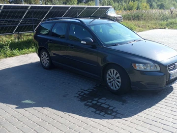 Авто Volvo V50 2009 № 8208274
