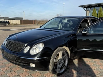 Авто Mercedes E Серия 2005 № 8208307