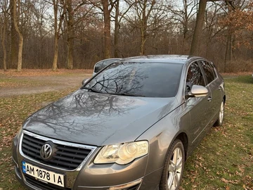 Авто Volkswagen Passat Sedan 2005 № 8208470