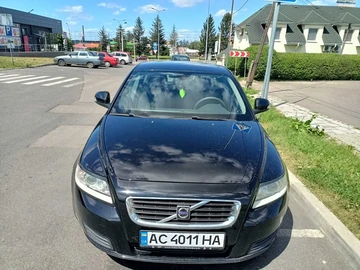 Авто Volvo V50 2009 № 8208572