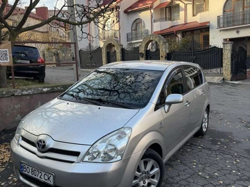 Авто Toyota Corolla Verso 2005 № 8208595