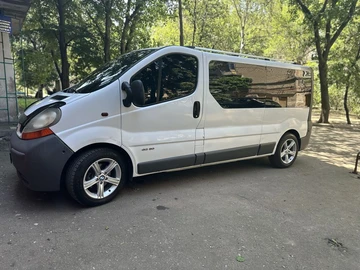Авто Renault Trafic 2002 № 8208945