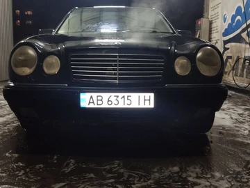 Авто Mercedes 220 1999 № 8209054