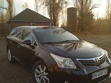 Авто Toyota Avensis 2010 № 8209063