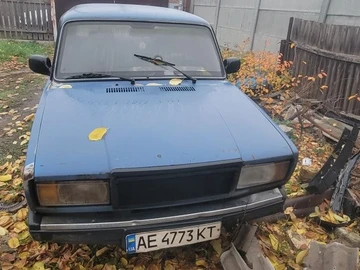 Авто ВАЗ 2107 2005 № 8209182