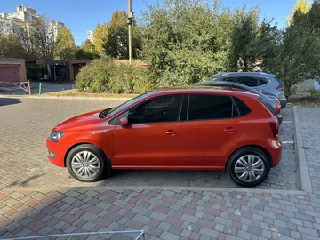 Авто Volkswagen Polo 2010 № 8209185