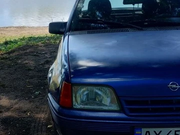 Авто Opel Kadett 1988 № 8209271