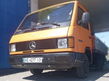 Авто Mercedes Vito 1988 № 8209360