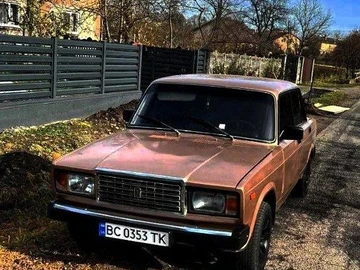 Авто ВАЗ 2107 1987 № 8209516
