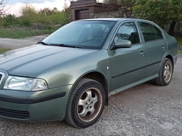 Авто Skoda Octavia 2002 № 8209541
