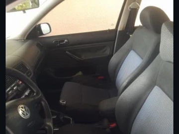 Авто Volkswagen Golf 1999 № 8209543