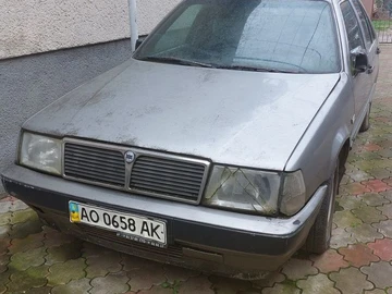 Авто Lancia Thema 1994 № 8209546