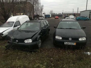 Авто Volkswagen Golf 2002 № 8209679