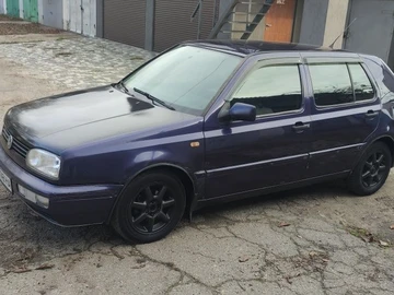 Авто Volkswagen Golf 1998 № 8209787