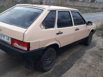 Авто ВАЗ 2109 1990 № 8209852