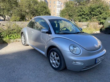 Авто Volkswagen Beetle 2000 № 8209953