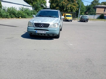 Авто Mercedes Ml Серия 1998 № 8209982