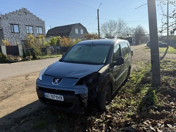 Авто Peugeot Partner 2008 № 8209994